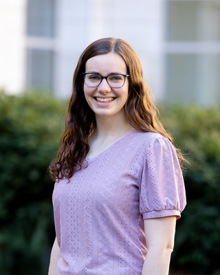 Hannah Dahl headshot