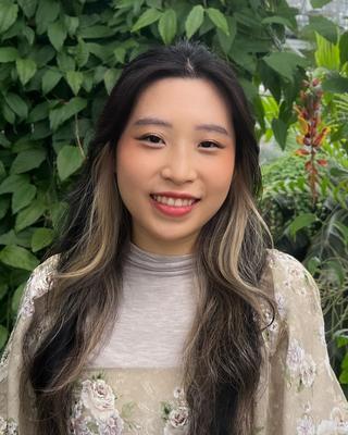 Katherine Chang headshot