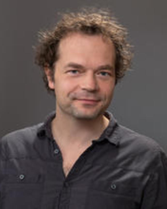 Tomasz Strzalecki